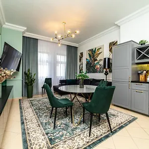 Trzy Gracje - Monte Cassino By Oneapartments Apartament